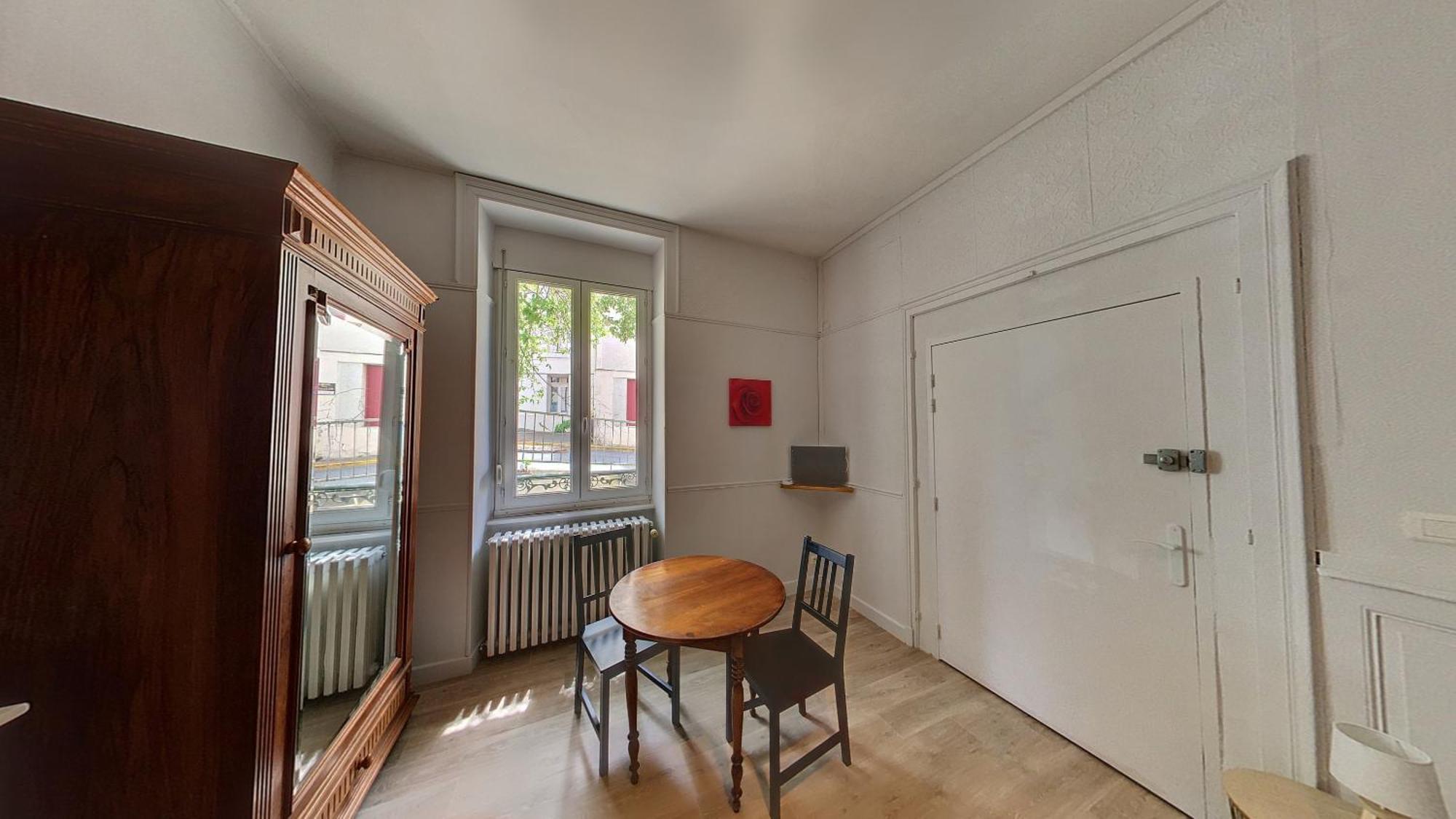Residence Du Rhone Et Des Thermes Néris-les-Bains Kültér fotó